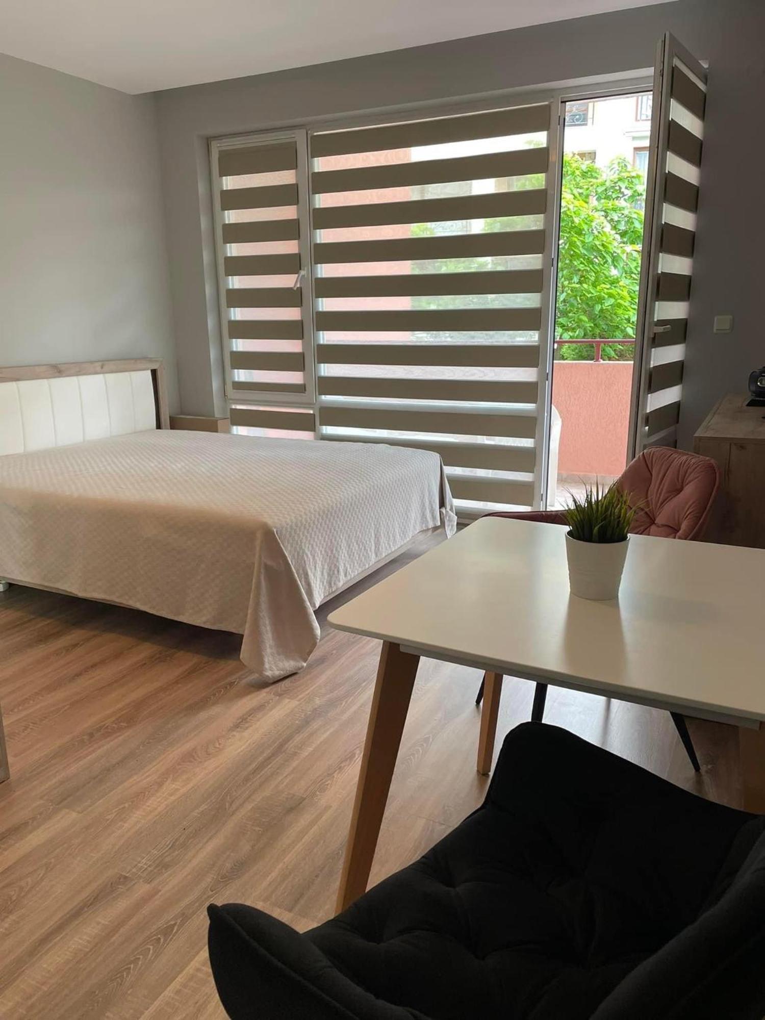 Noks Sp Apartments-elenite Daire